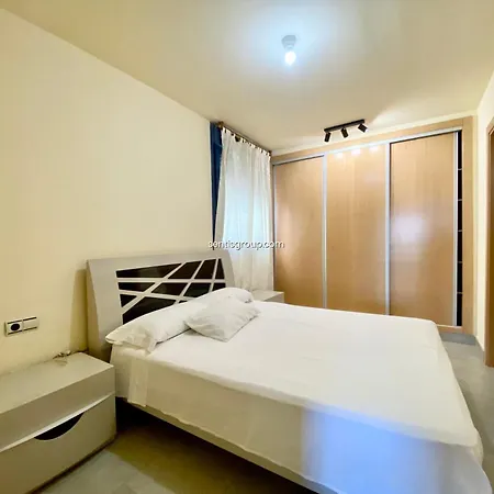 Apartamento En Cambrils, Cerca A La Playa * Cambrils