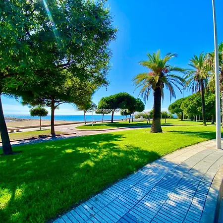 Apartamento En Cambrils, Cerca A La Playa דירה *
