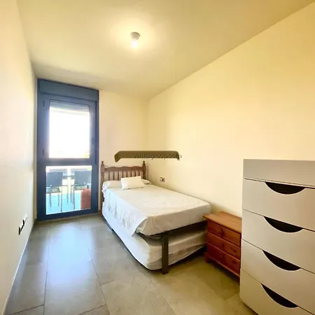 Apartamento En Cambrils, Cerca A La Playa קמברילס