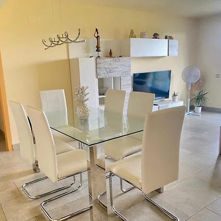 Apartamento En Cambrils, Cerca A La Playa